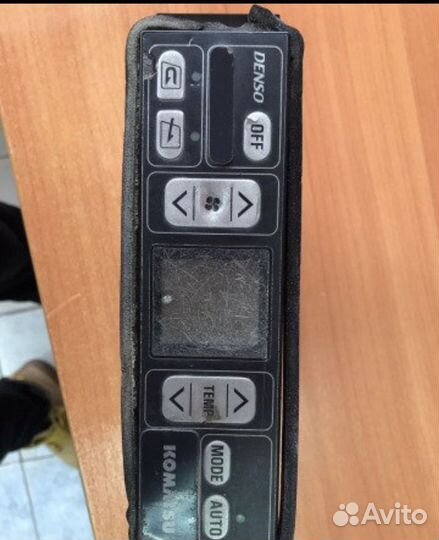 Блок управления отопителем (кондиционером) Komatsu