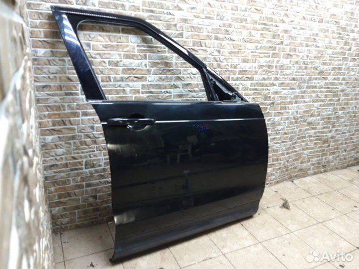 Дверь передняя правая Land Rover Discovery V