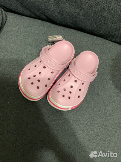 Crocs 39