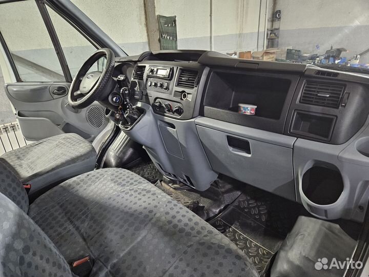 Городской автобус Ford Transit, 2014