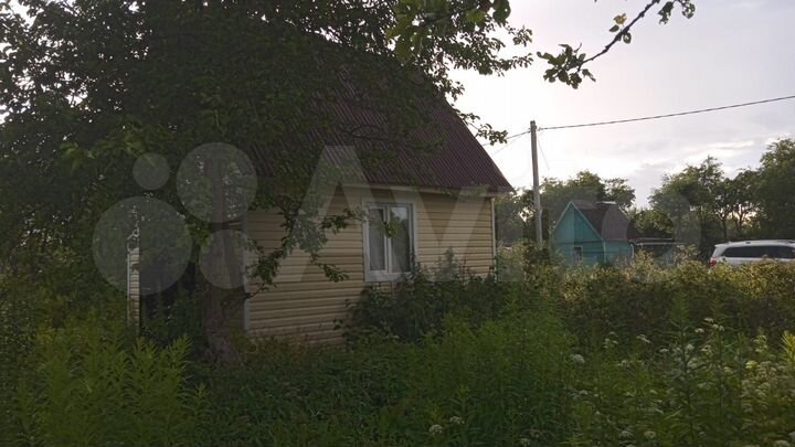 Дача 25 м² на участке 6 сот.