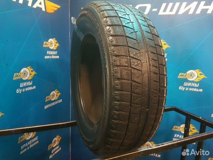 Bridgestone Blizzak Revo GZ 215/60 R16