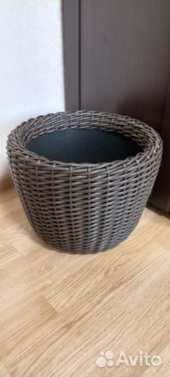 Кашпо 20 л. из искусственного ротанга