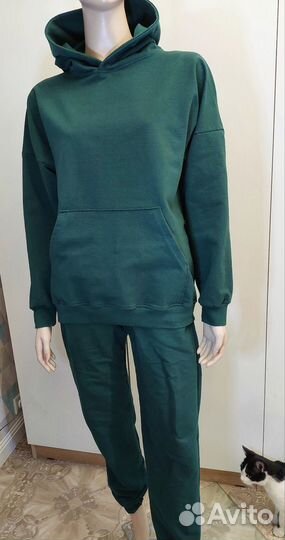 Спортивный костюм размер 48