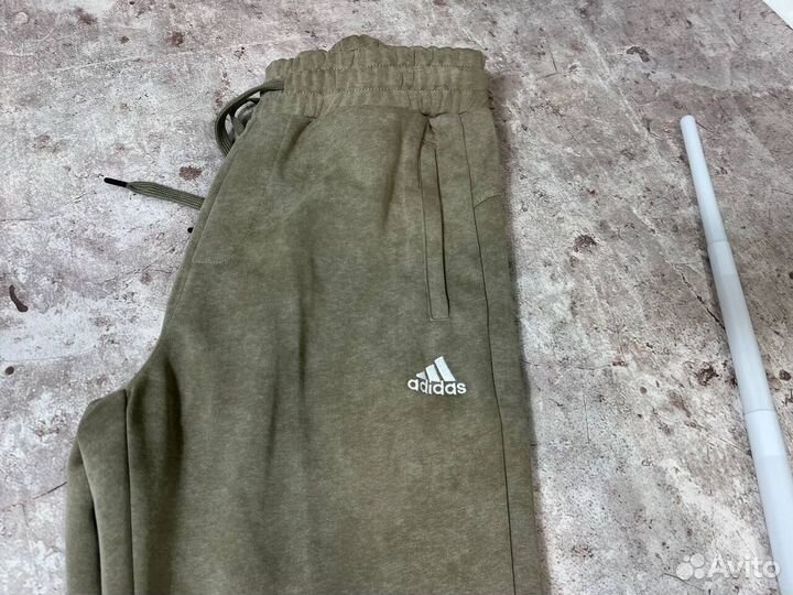 Спортивные костюмы Adidas