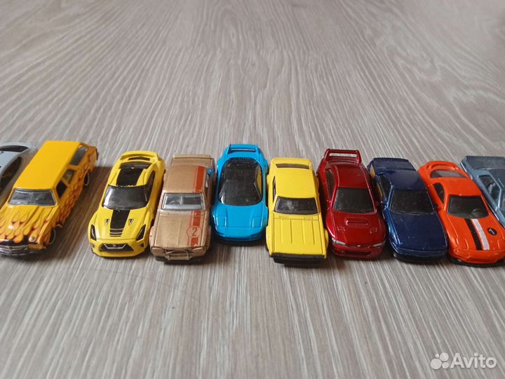 Hot wheels машинки