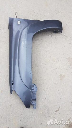 Крыло toyota hilux surf 215