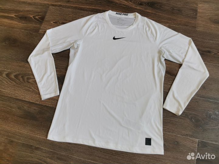 Компрессионная термофутболка Nike Pro