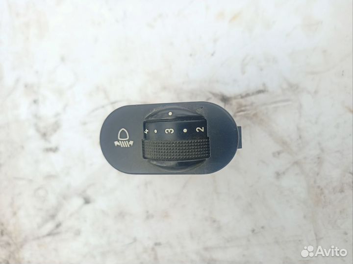 Кнопка корректора фар Ford Fiesta Mk4 рестайлинг