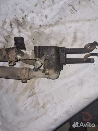 Корпус термостата G4GC Kia Hyundai в сборе