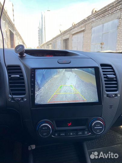 Штатная android магнитола Teyes CC3L 4/32Kia Cerato