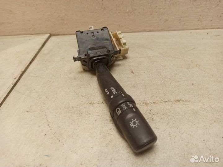 Переключатель поворотов подрулевой