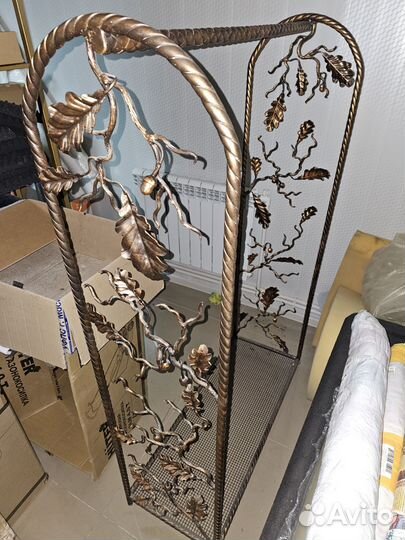 Вешалка для одежды напольная металлическая