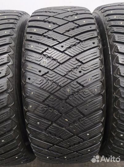 Goodyear Ultragrip Ice Arctic 235/55 R18 101V
