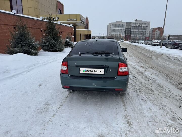 LADA Priora 1.6 МТ, 2011, 204 000 км