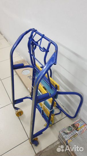 Санки с ручкой