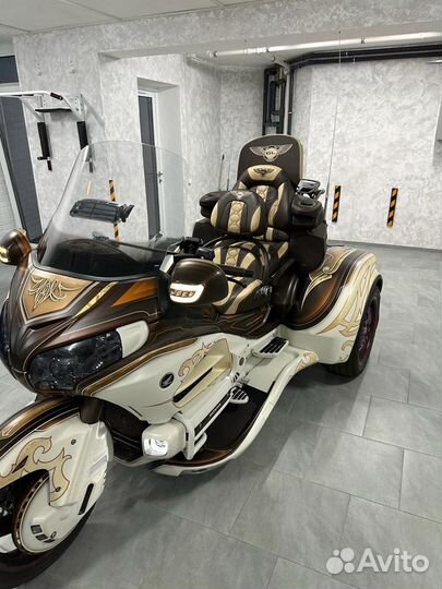 Трицикл Honda GoldWing 1800