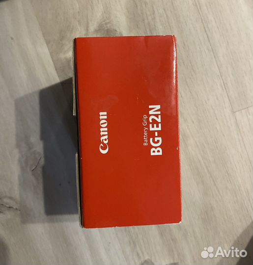 Батарейный блок Canon BG-E2N