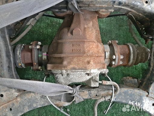 Балка nissan gloria HY34 vq30dd