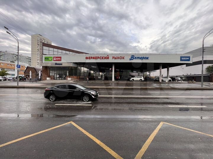 Торговая площадь, 22 м²; круглосуточная торговля