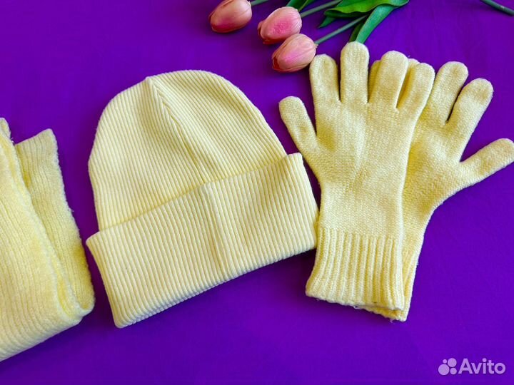 Шапка шарф перчатки комплект