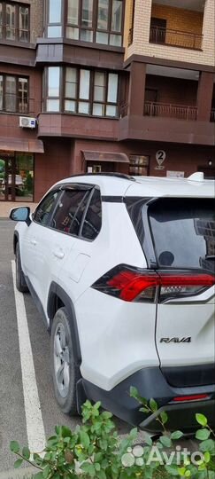 Toyota RAV4 2.5 AT, 2019, 65 000 км