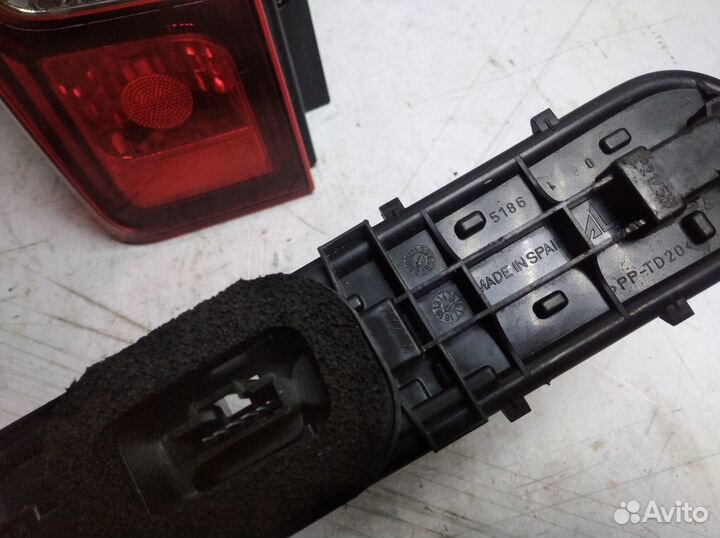 Фонарь задний левый Peugeot Partner B9 2008-2018