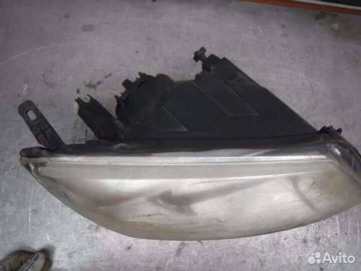 Фара передняя правая Лада Гранта