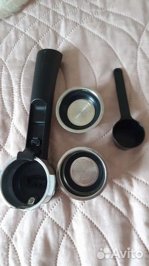 Кофеварка рожковая delonghi