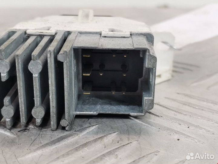 Кнопка аварийной сигнализации Ford Focus 2000