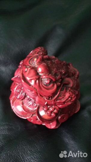 Денежная жаба лягушка статуэтка сувенир удача