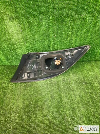 Фонарь задний левый mazda atenza