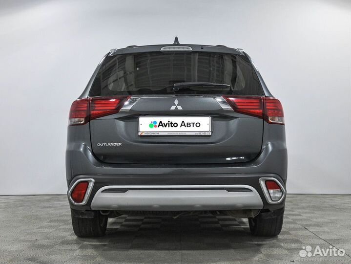 Mitsubishi Outlander 2.0 CVT, 2021, 80 185 км