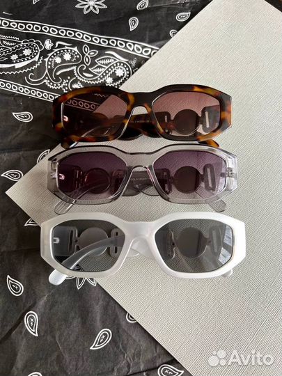 Солнцезащитные очки Versace vintage