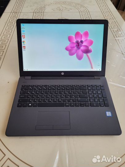 Мощный HP i3/12Gb/SSD 256