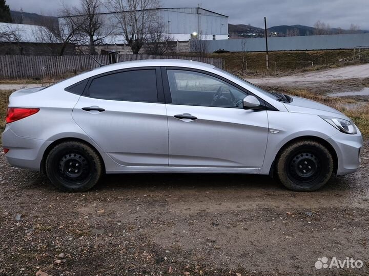 Hyundai Solaris 1.4 МТ, 2011, 158 000 км