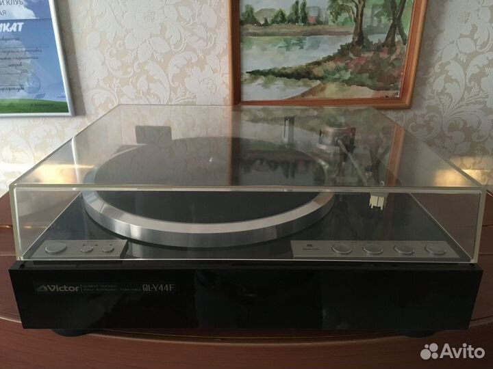 Проигрыватель винила Victor QL-Y44F