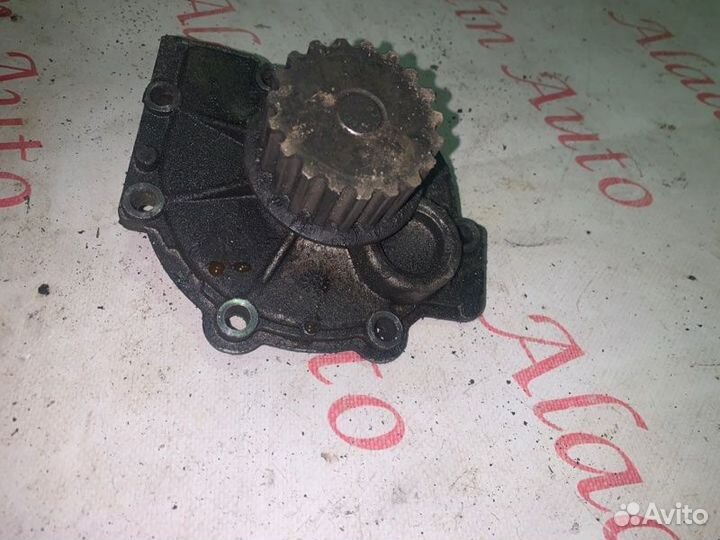 Помпа Volvo Xc90