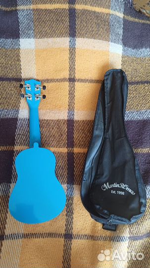 Укулеле Martin Romas с чехлом