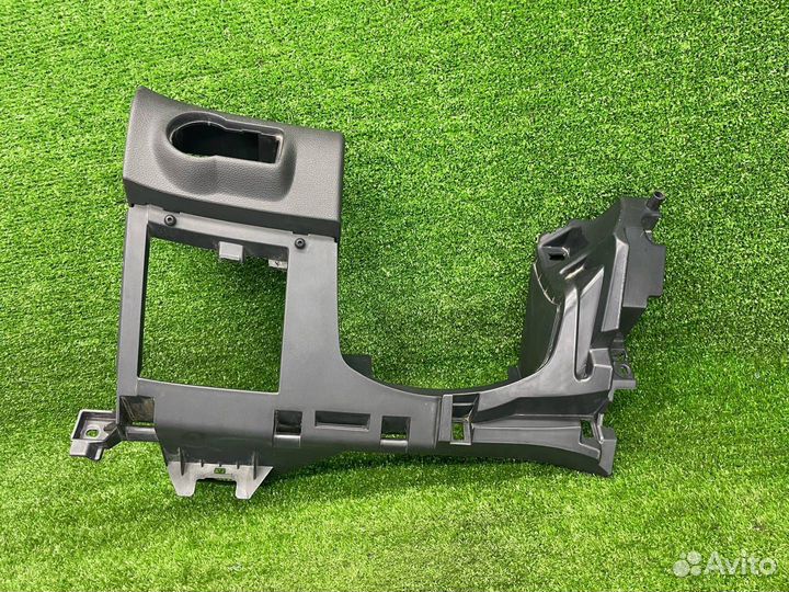 Накладка на торпедо (консоль) левая Opel 498951029