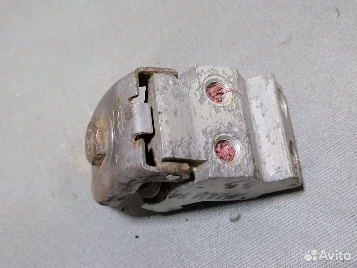 Распределитель тормозной силы Audi 80 B3 1991