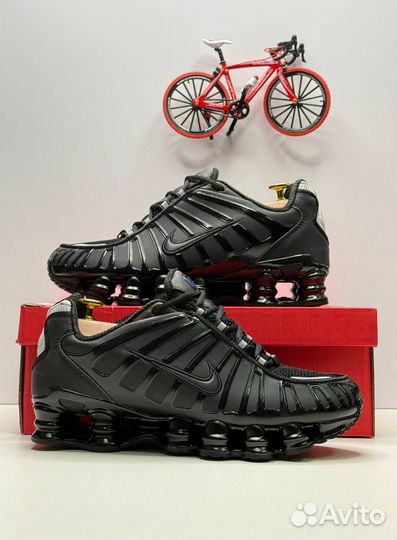 Кроссовки мужские nike shox