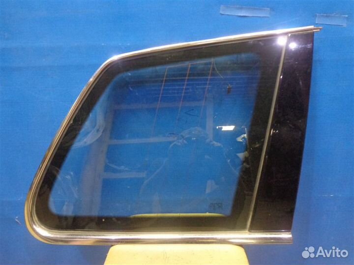 Стекло кузовное форточка заднее правое Volkswagen