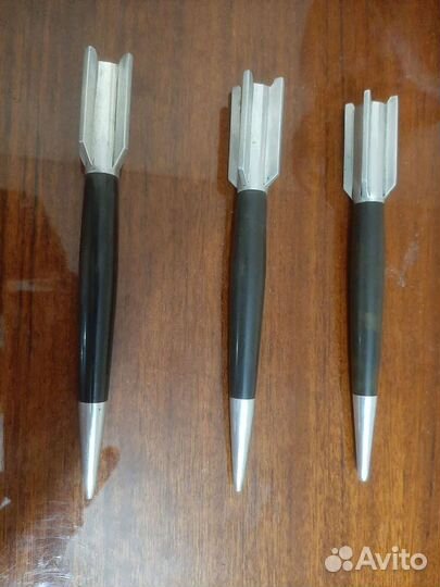 Ручка для письма в виде ракеты