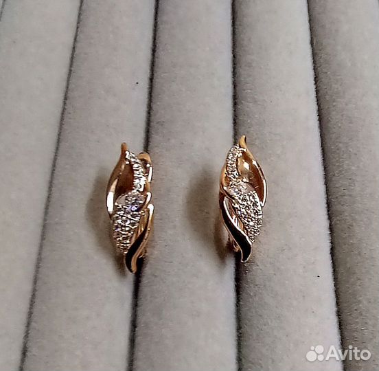 Золотые серьги 585 RG