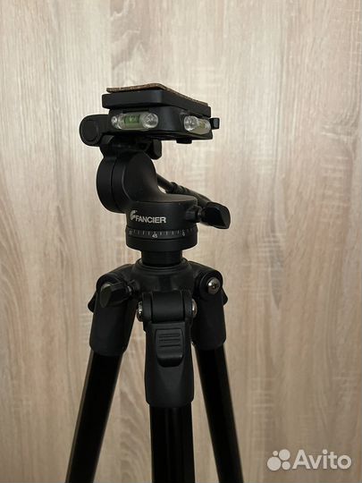 Штатив для фото, видео сьемки Fancier WF 532T