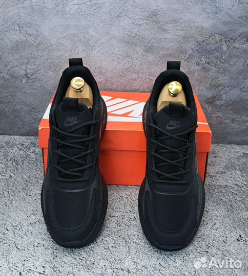 Кроссовки мужские Nike