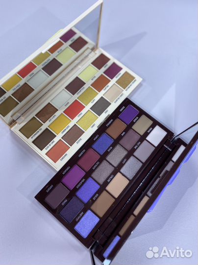 Палитра теней Revolution