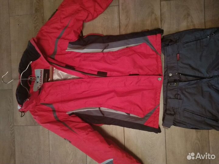 Куртка горнолыжная