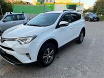 Toyota RAV4 2.0 CVT, 2018, 151 650 км, с пробегом, цена 2 450 000 руб.